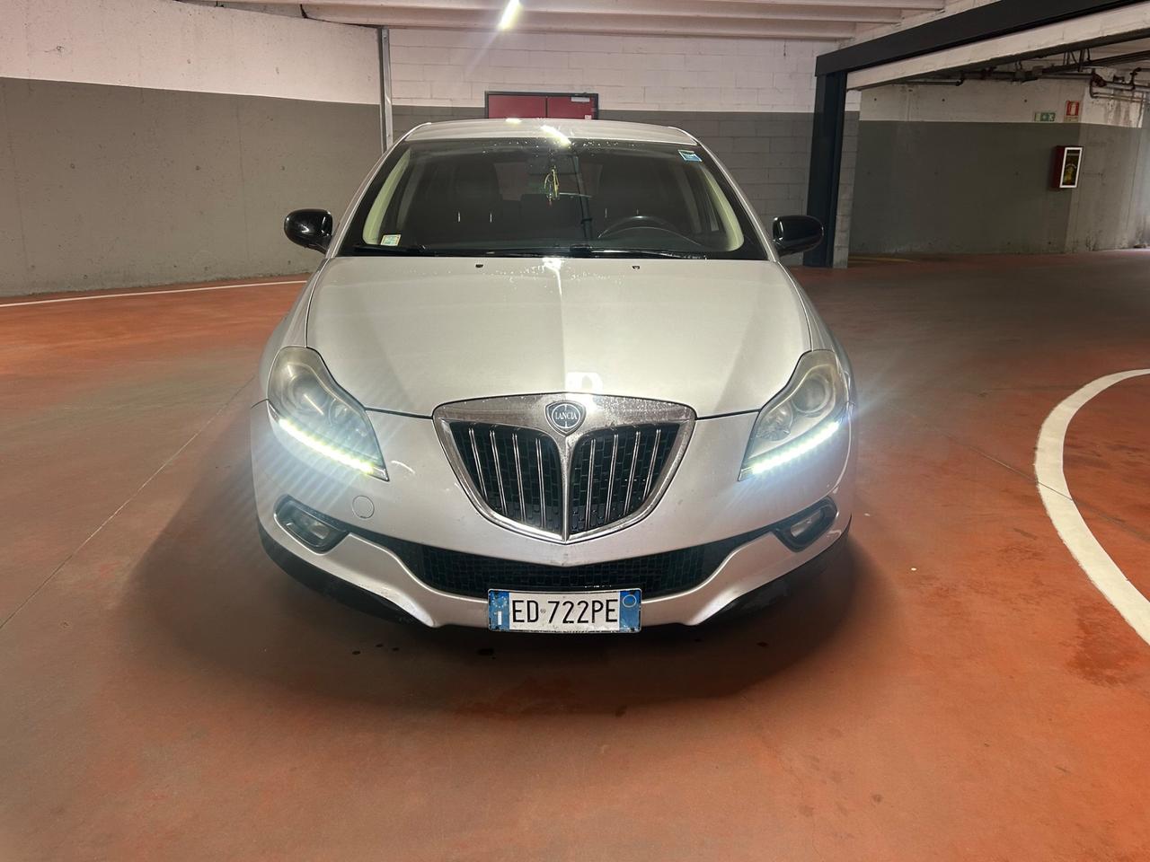 Lancia Delta 1.6 MJT DPF Selectronic Argento