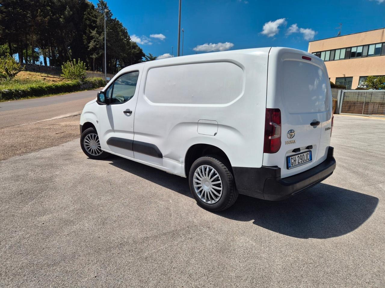 TOYOYA PROACE 3 POSTI PROLUNGATO