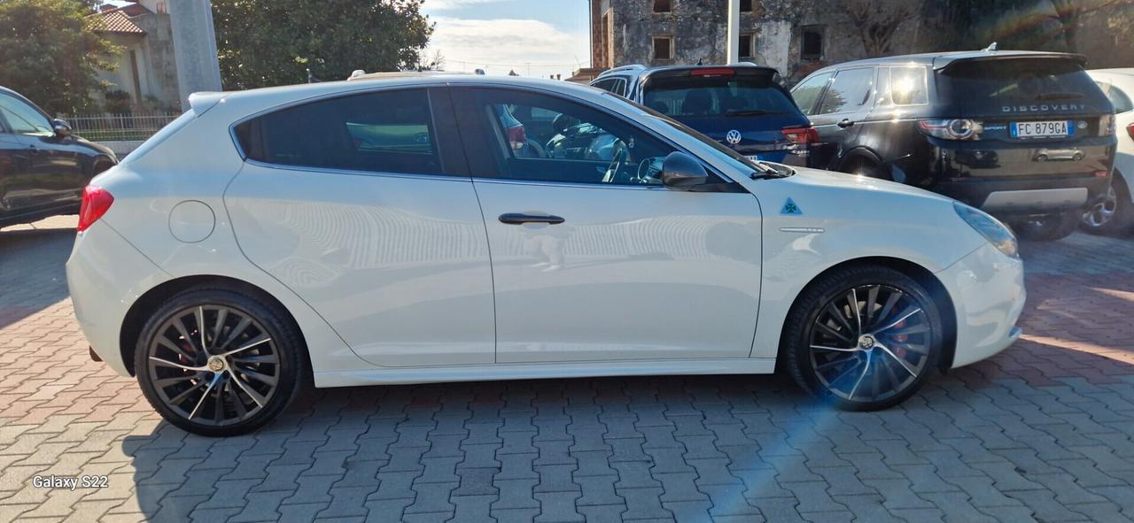 Alfa Romeo Giulietta 1750 240cv Turbo TCT Quadrifoglio Verde