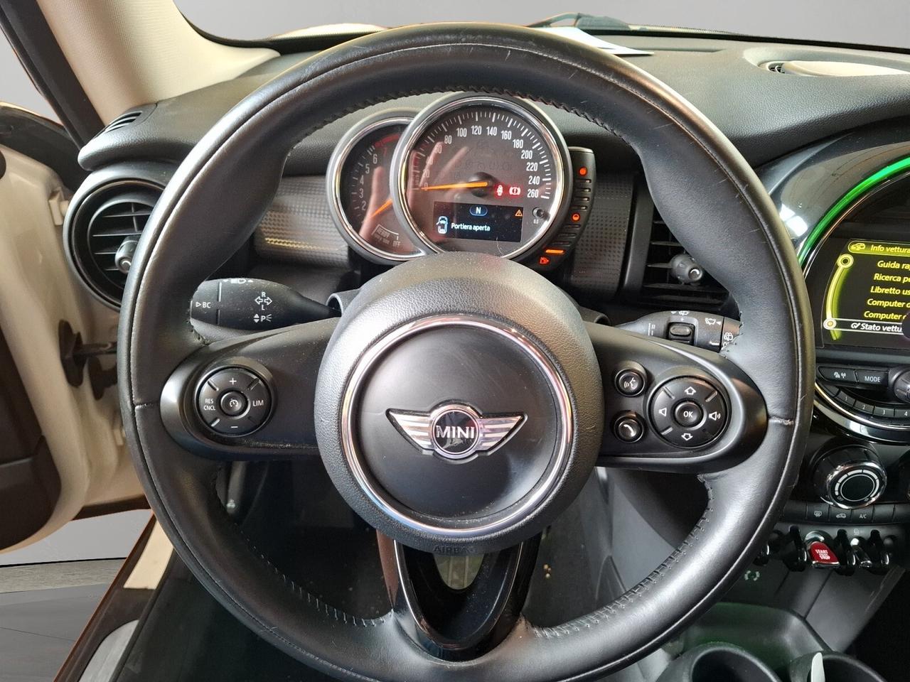 Mini 1.2 One Boost 75cv vetri privacy