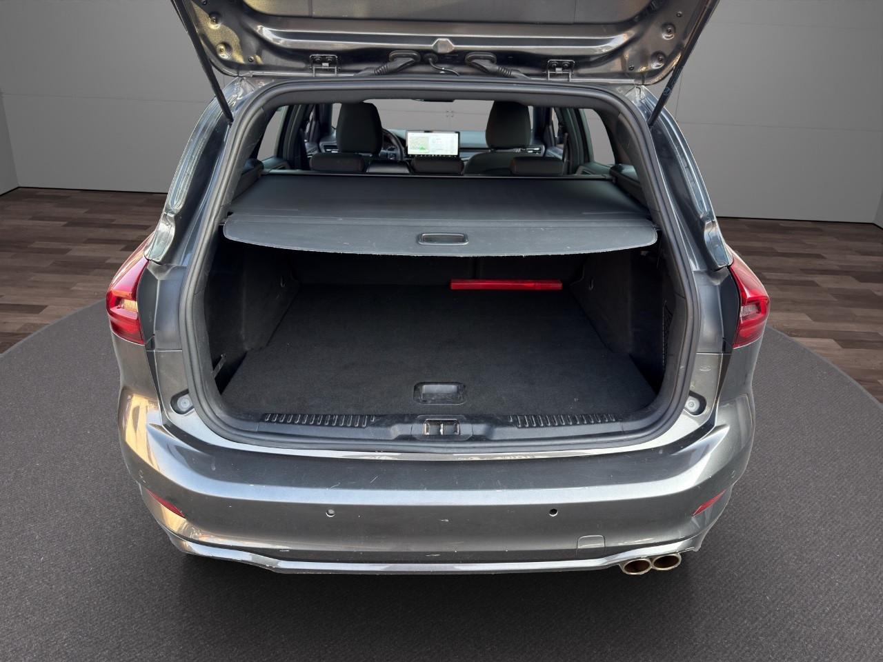 Ford Focus Wagon ST-Line - Unipro - Iva Esposta - Promo finanziamento - Automatica - Schermo Touch 13,2"