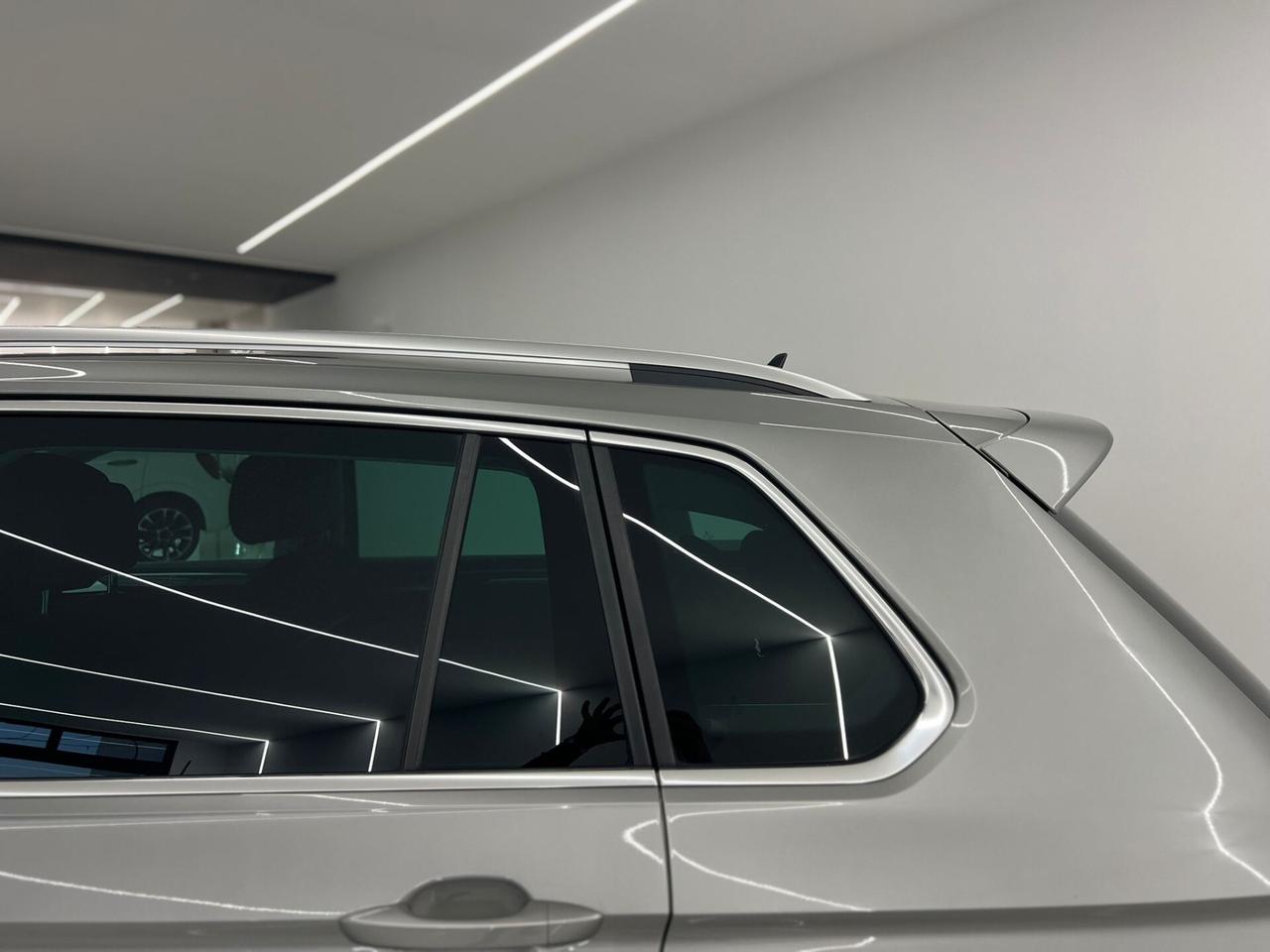 Volkswagen Tiguan 2.0 TDI SCR DSG Rline