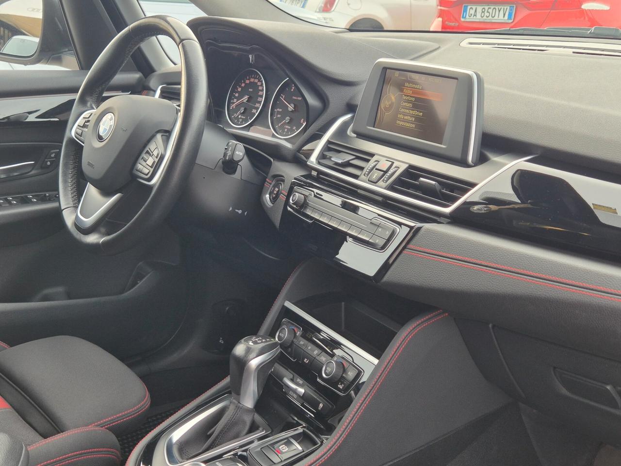 Bmw 218d 2er Active Tourer 218d Luxury 7 POSTI