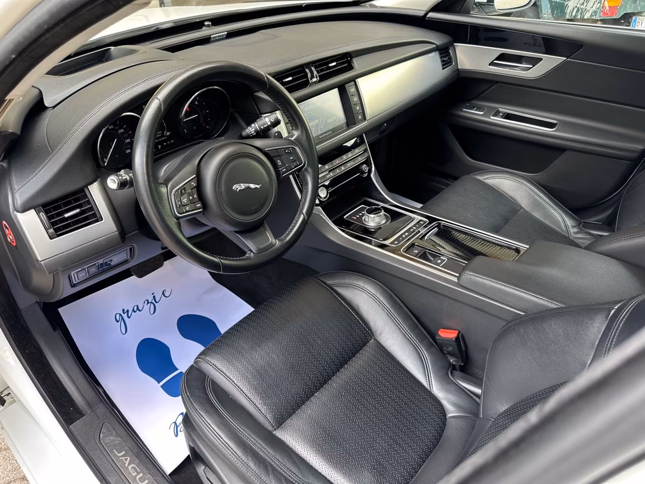 Jaguar XF 2.0 D 180 CV aut. Prestige