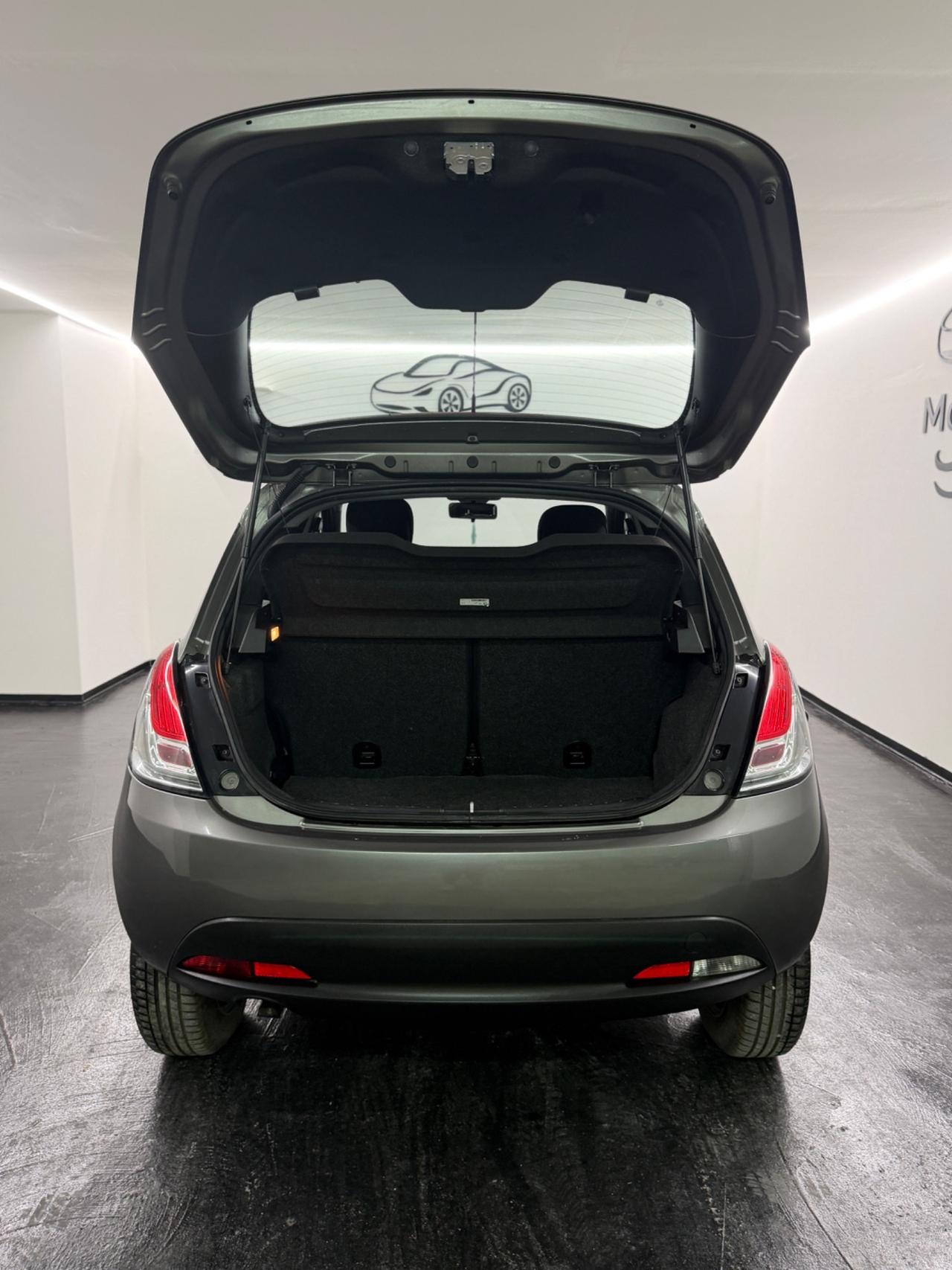 LANCIA YPSLON (anno 2019)