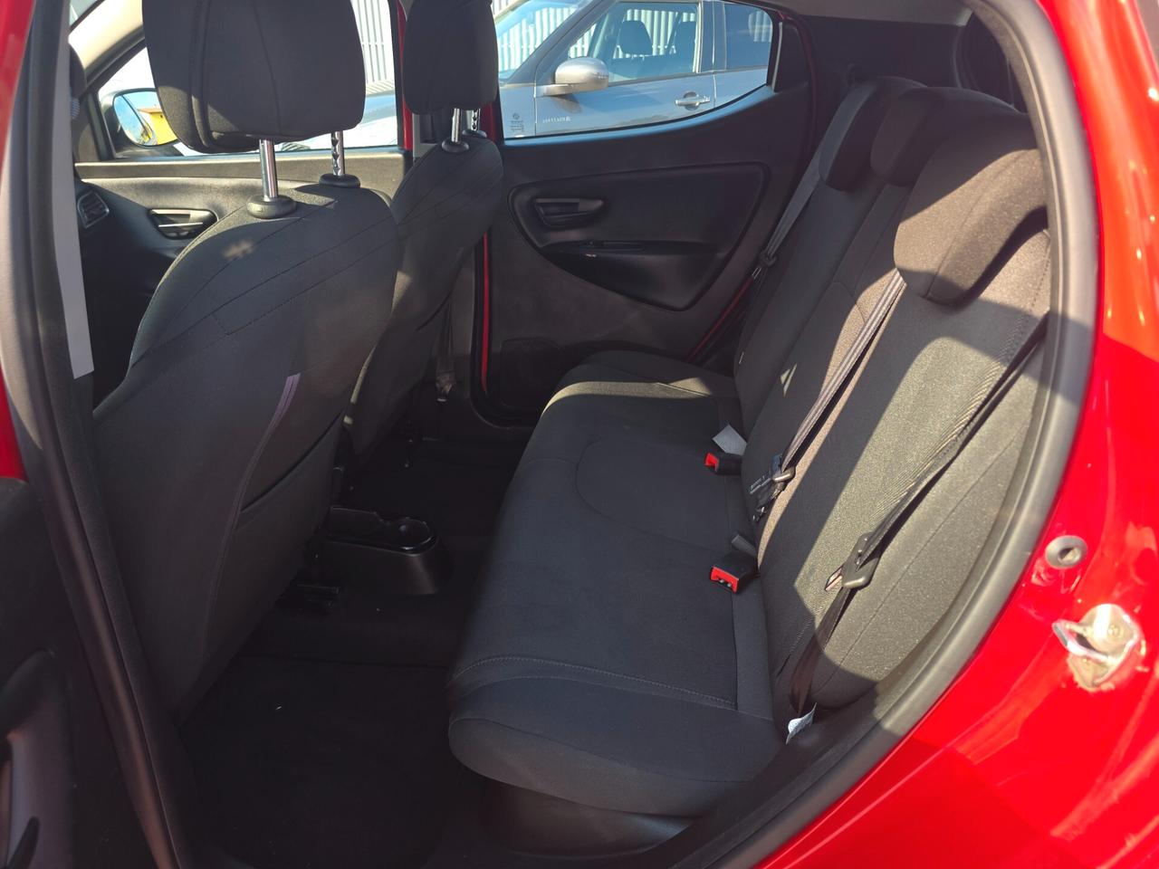 Lancia Ypsilon 1.2 69CV perfetta e garantita 12M