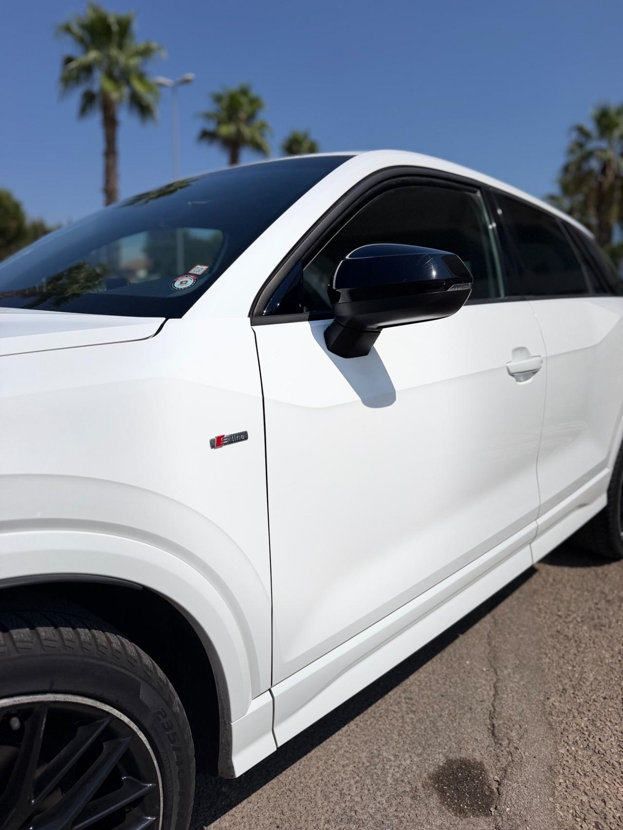 Audi Q2 35 TDI quattro S tronic line Edition
