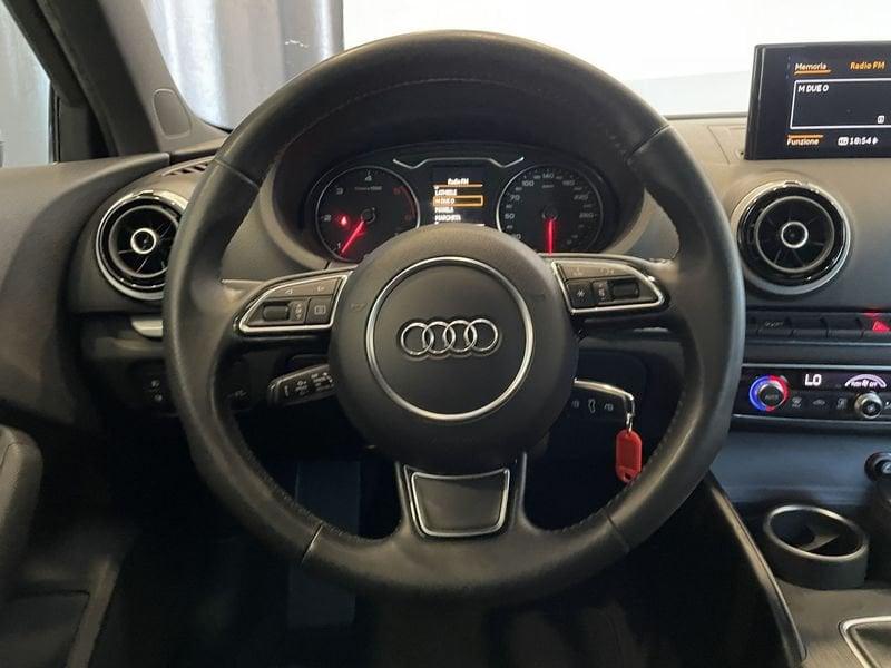 Audi A3 A3 1.6 TDI clean diesel Attraction