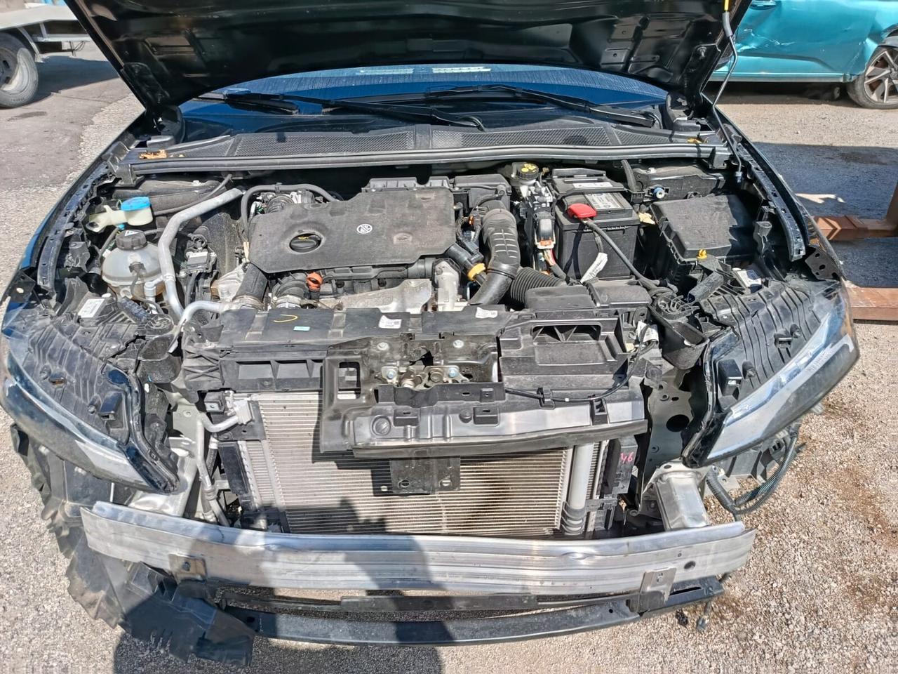 Peugeot 308 BlueHDi 130 S&S EAT8 SW GT-2025