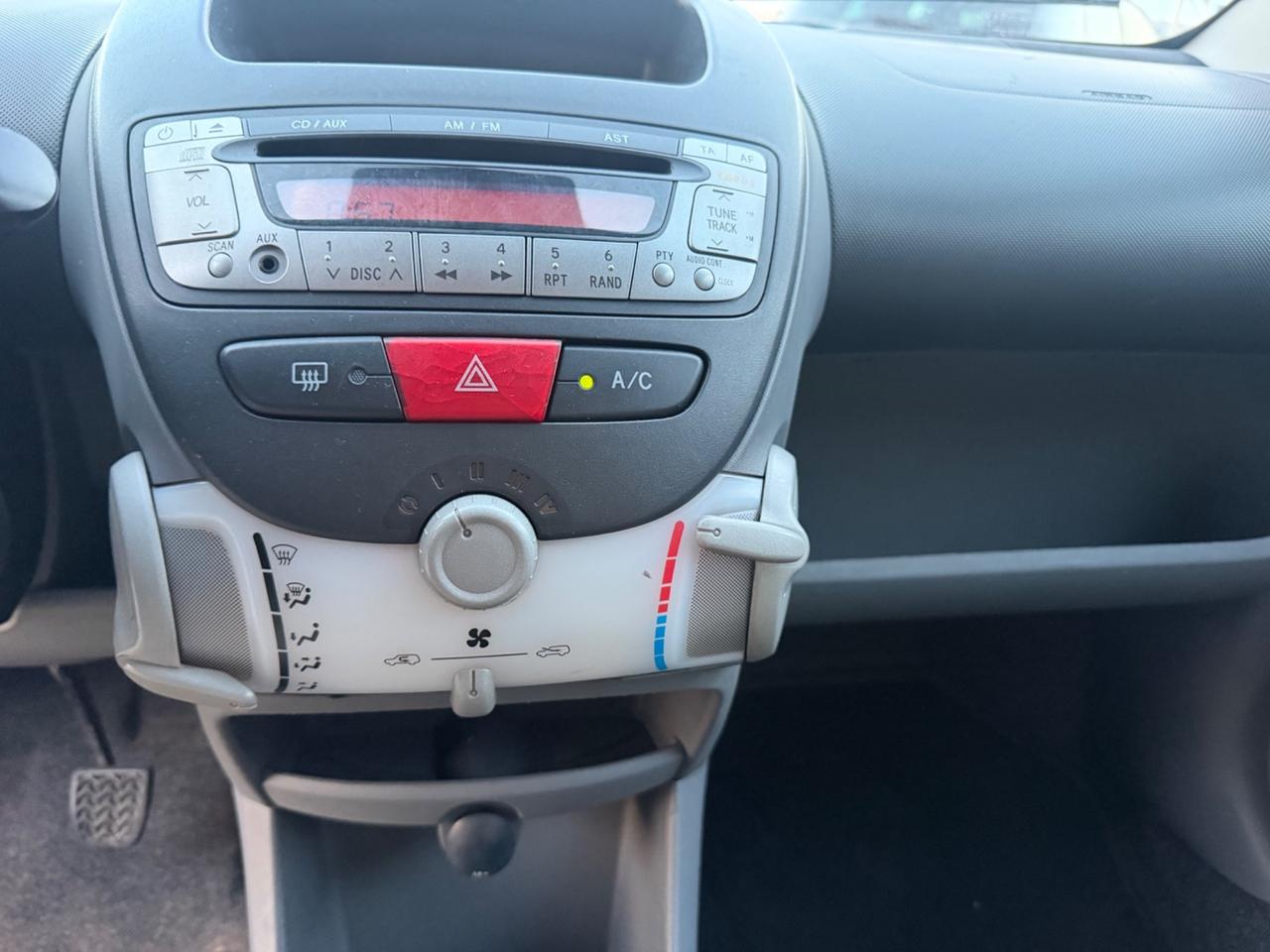 Peugeot 107 1.0 68CV 5p. Plaisir