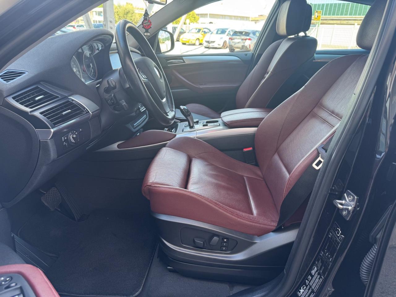 Bmw X6 xDrive40d 2010 da vetrina