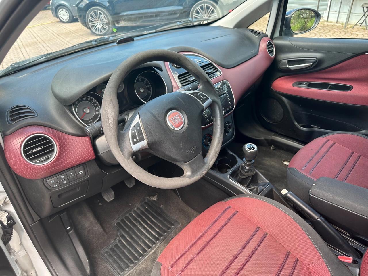 FIAT PUNTO 1.2 EVO BENZINA IDONEA PER NEOPATENTATI BELLISSIMA UNIPROPRIETARIO PERMUTABILE