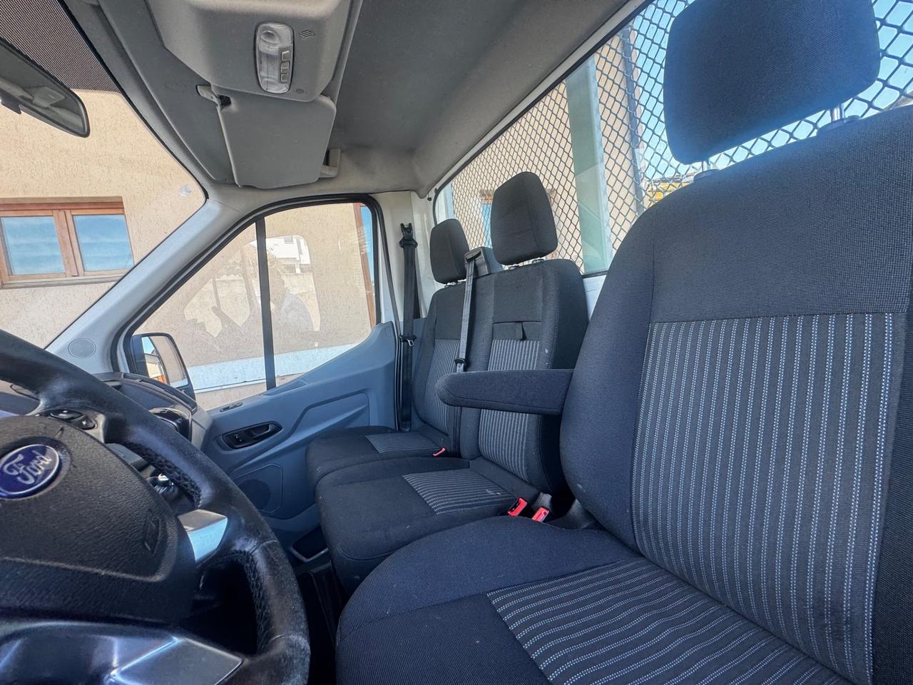 Ford Transit Custom 270 2.0 TDCi 130 PC Furgone Entry