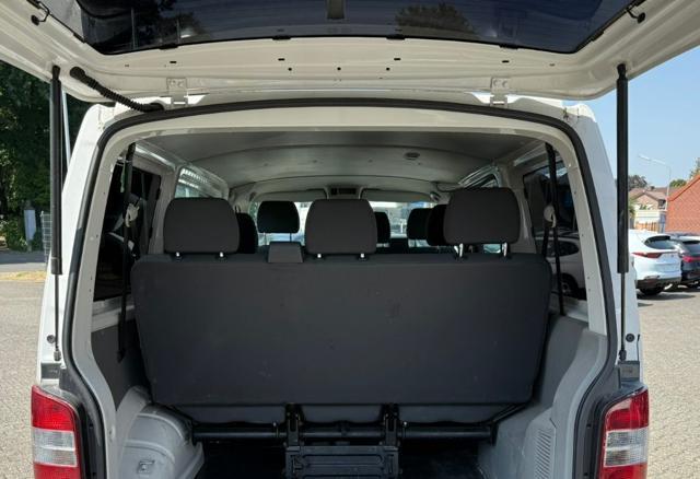 VOLKSWAGEN Transporter VW T5 2.0tdi 140cv 9Posti Euro6 Klima