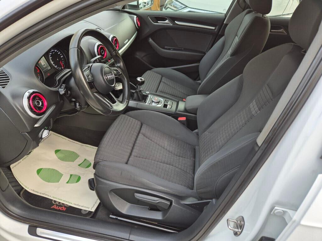 Audi A3 SPORTBACK 1.6 TDI SPORT NAVI LED