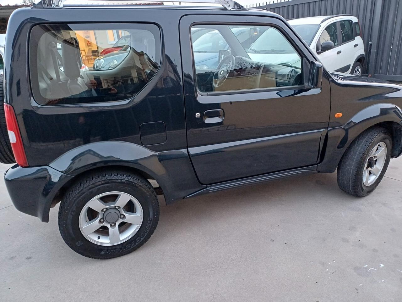 Suzuki Jimny 1.3i 16V cat 4WD JLX