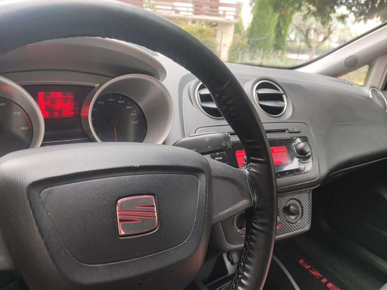 Seat Ibiza 1.4 Benz euro 4 neopatentati