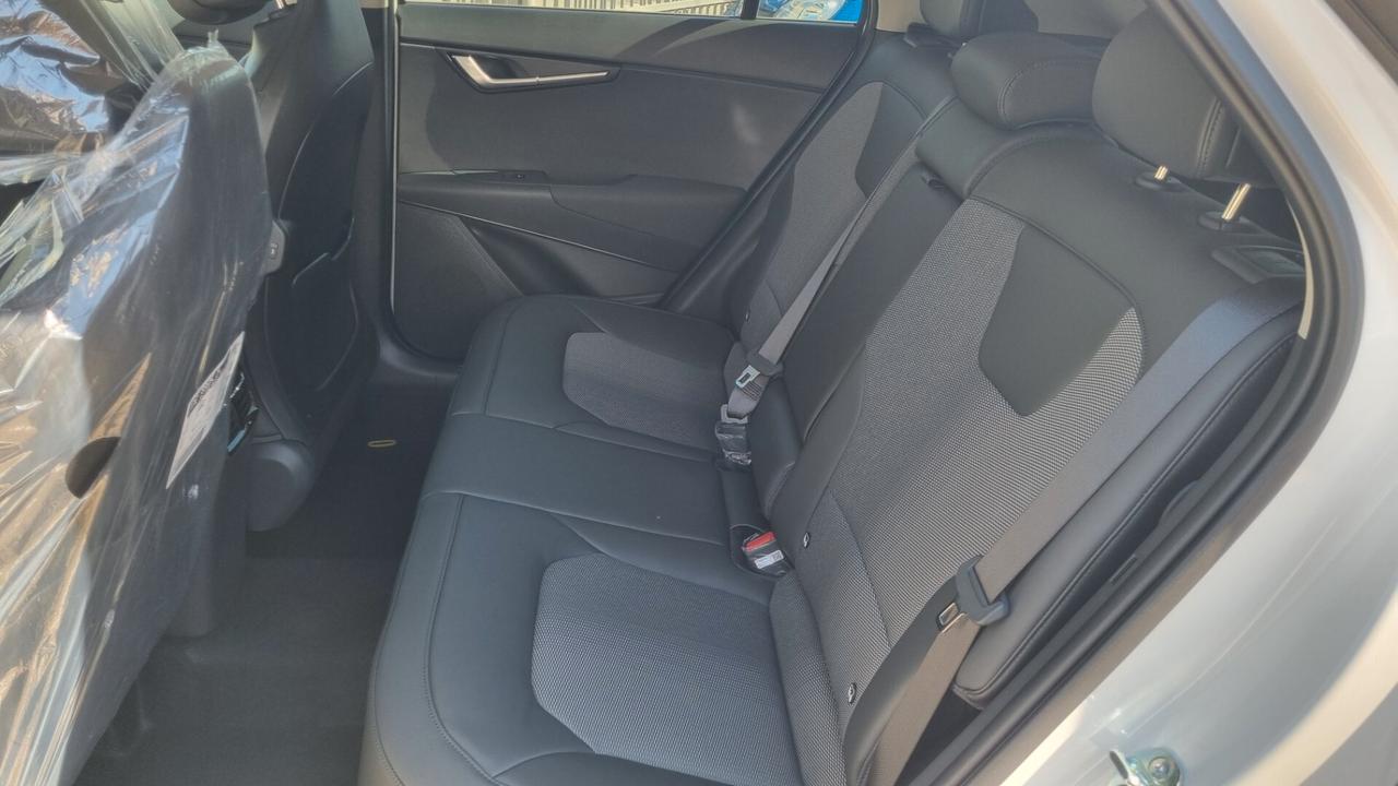 Kia Niro Tri-Fuel 1.6 GDi DCT HEV GPL Style