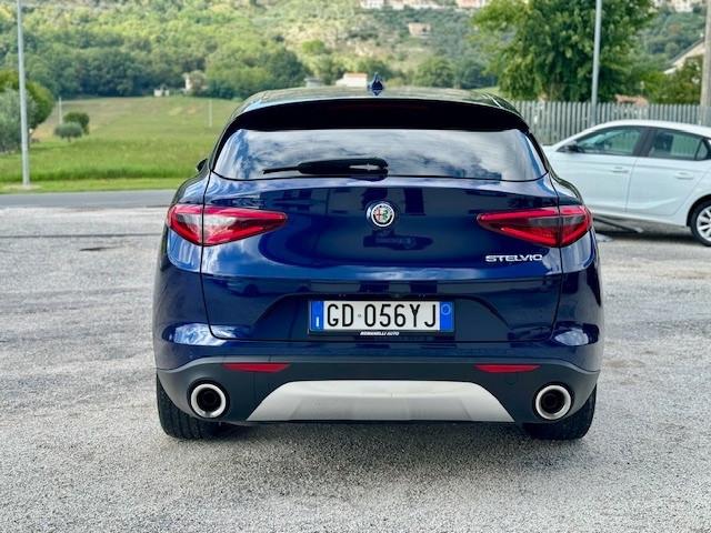 Alfa Romeo Stelvio 2.2 Turbodiesel 190 CV AT8 RWD Executive