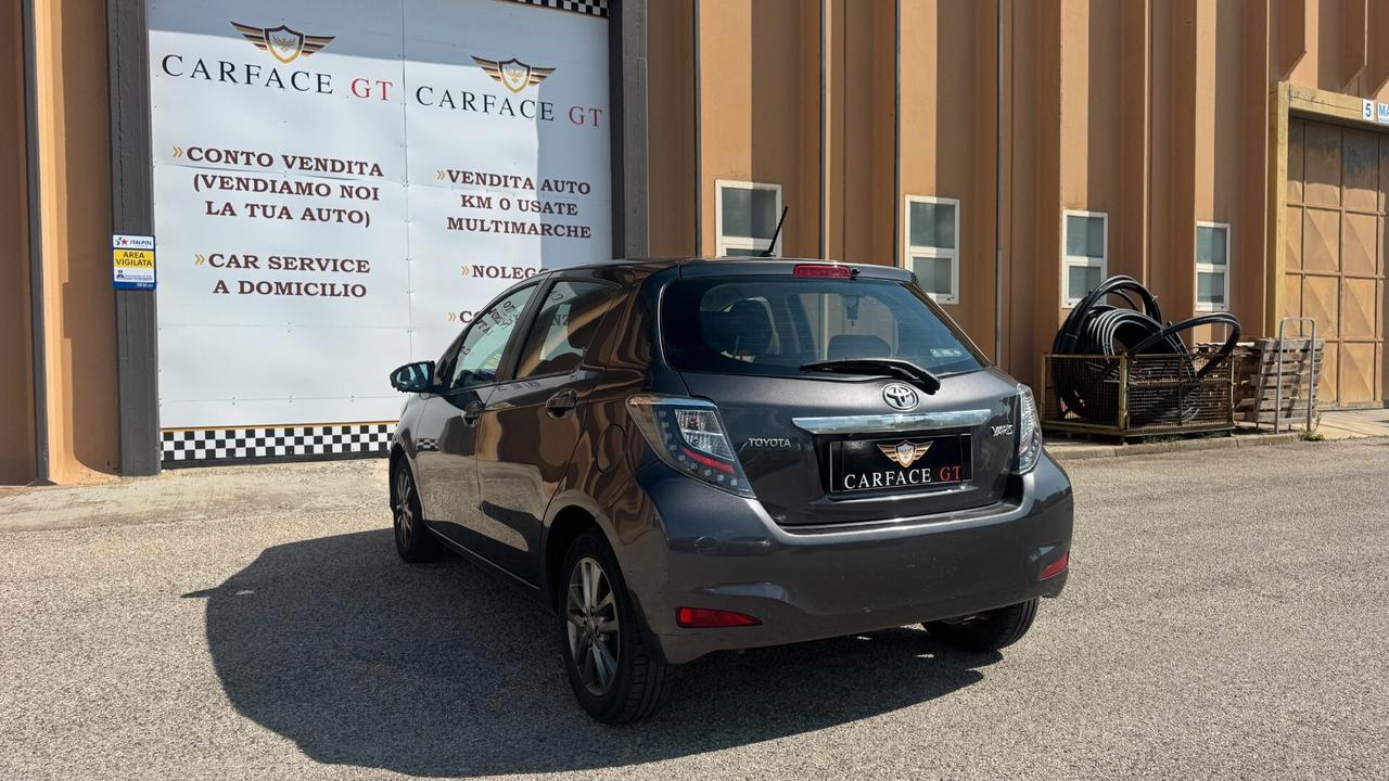 TOYOTA YARIS 1.0B 69CV - 2014