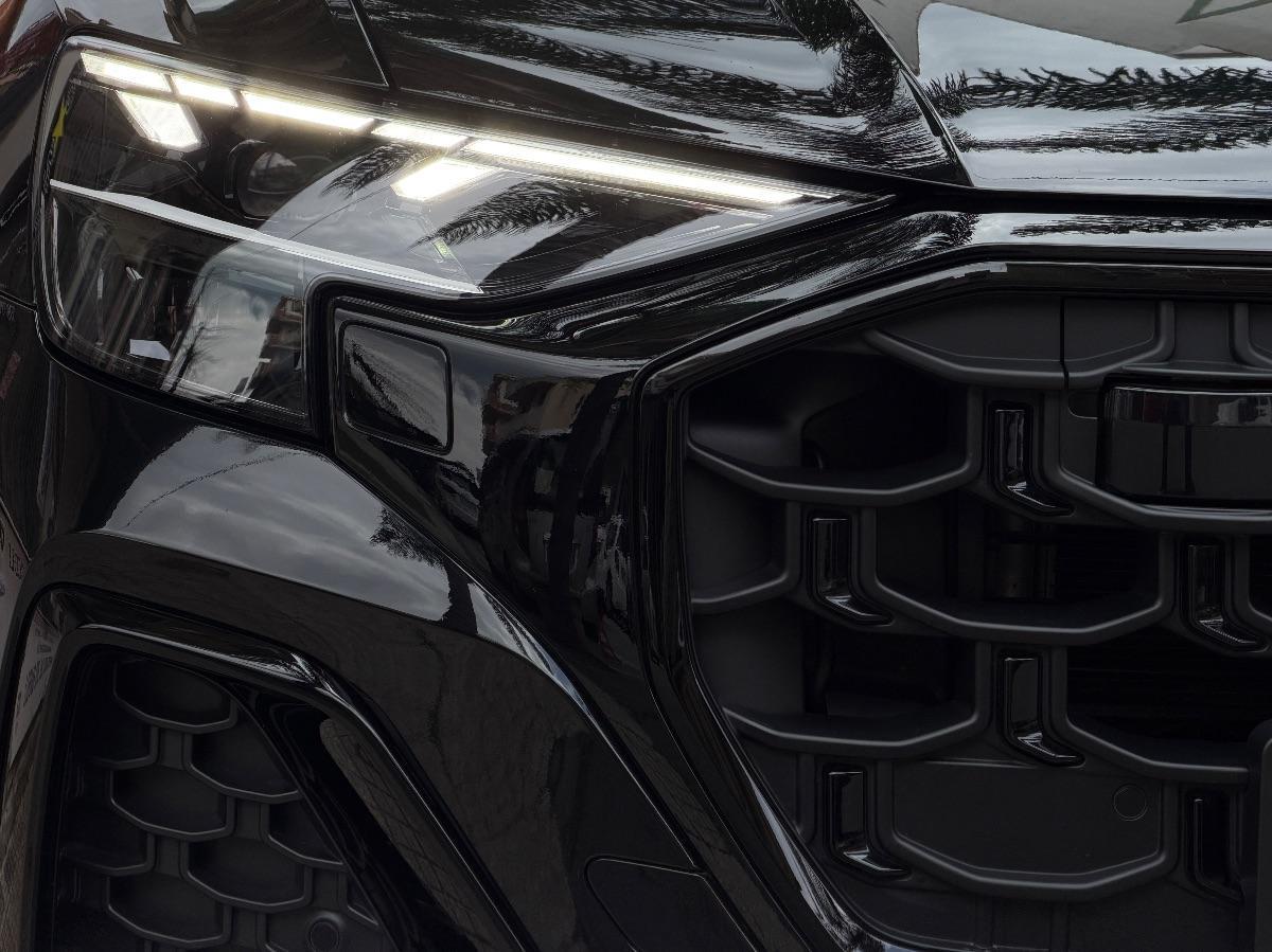 New Audi Q8 50TDI Quattro S-line Identity Black 286CV