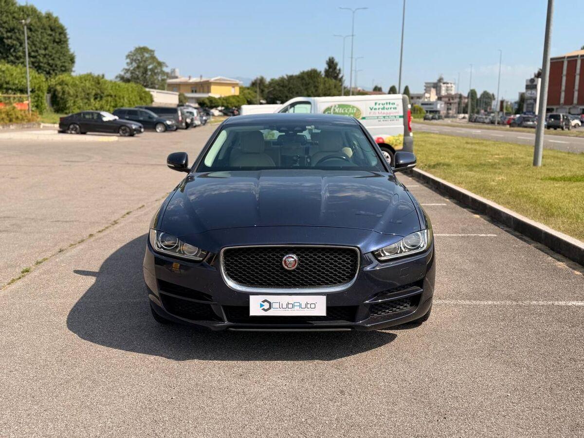 Jaguar XE Berlina XE 2.0d Prestige Business edition awd 180cv auto