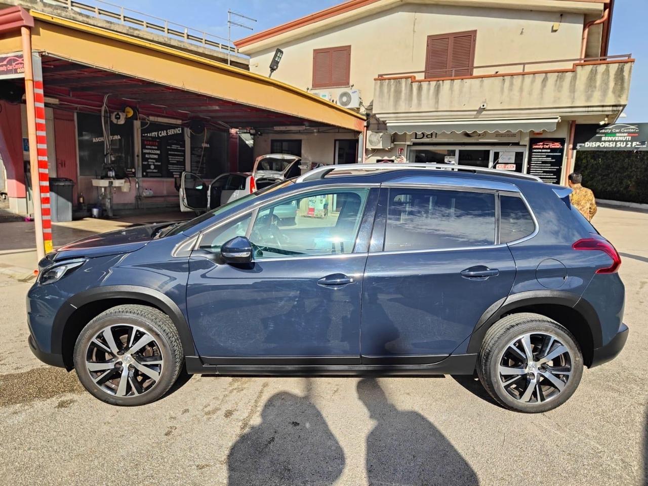 Peugeot 2008 BlueHDi 100 S&S Black Matt