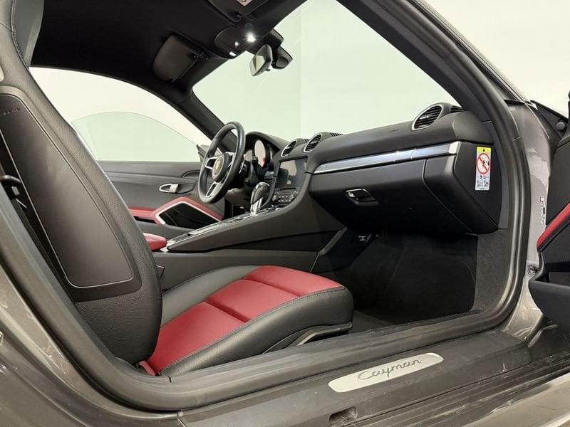 Porsche 718 Cayman 2.0