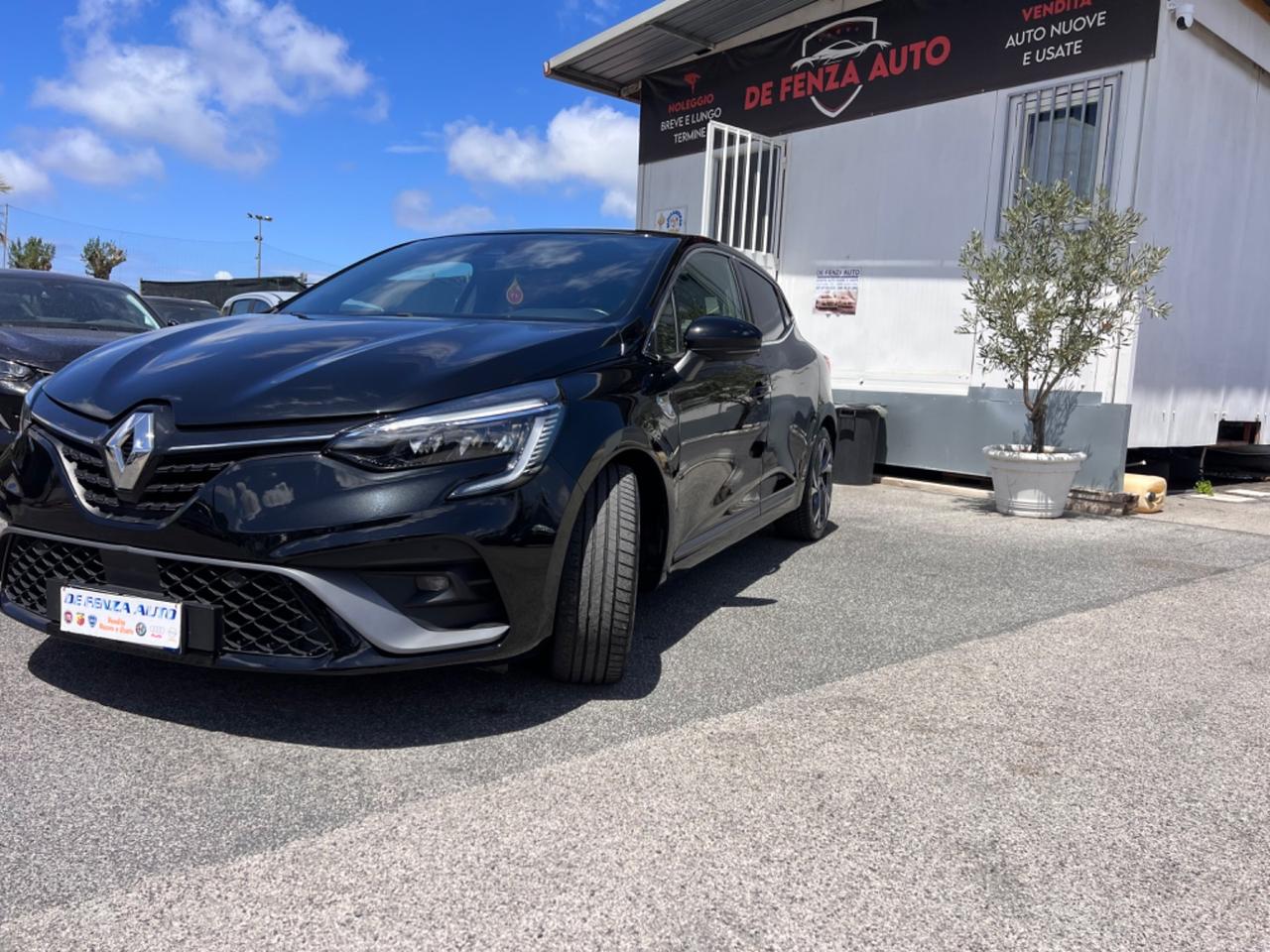Renault Clio R-Line 1.6 Hybrid 140cv