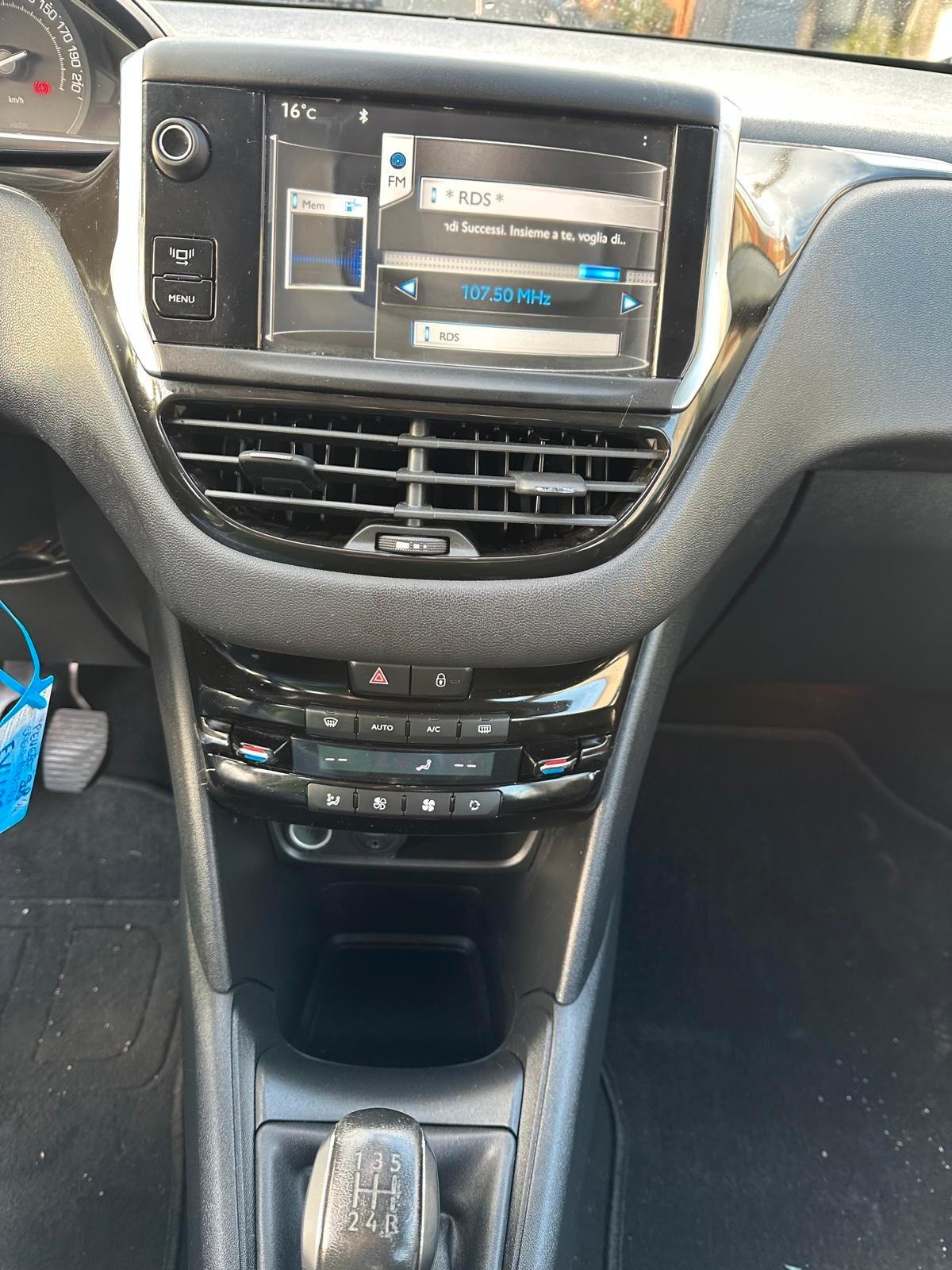 Peugeot 208 PureTech 82 3 porte Active