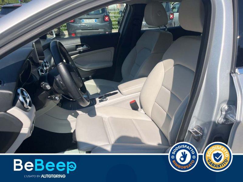 Mercedes-Benz GLA 200 D SPORT AUTO