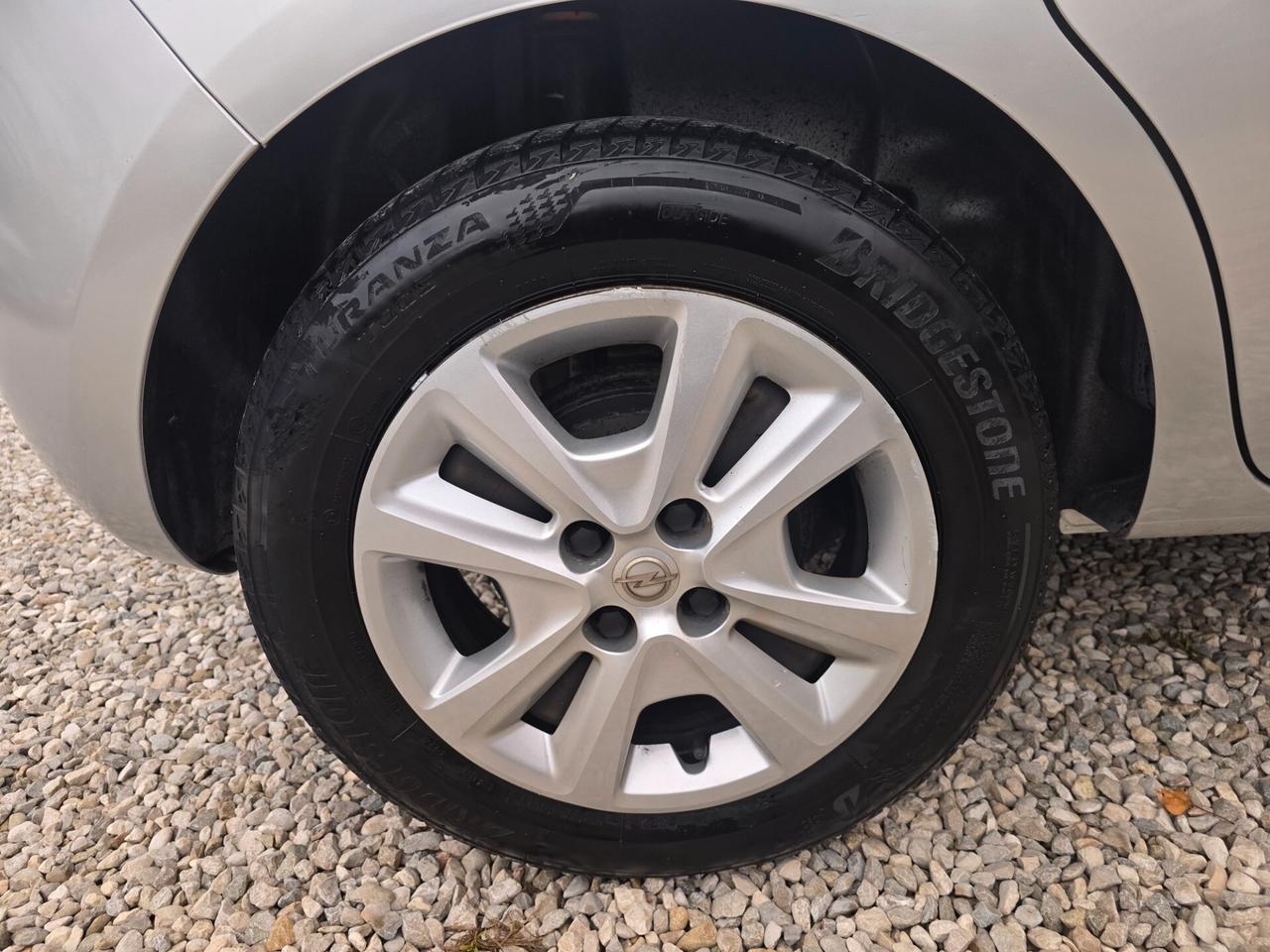 Opel Corsa 1.4 90CV GPL Tech 5 porte n-Joy