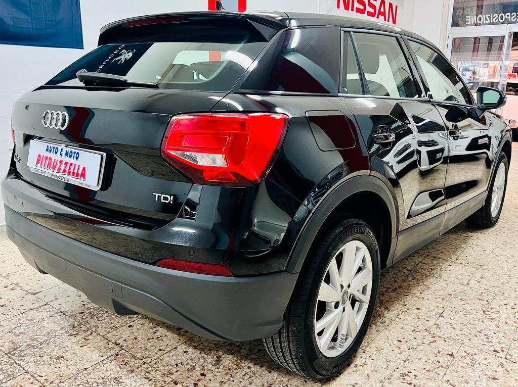 Audi Q2 1.6 TDI S tronic Business 2017