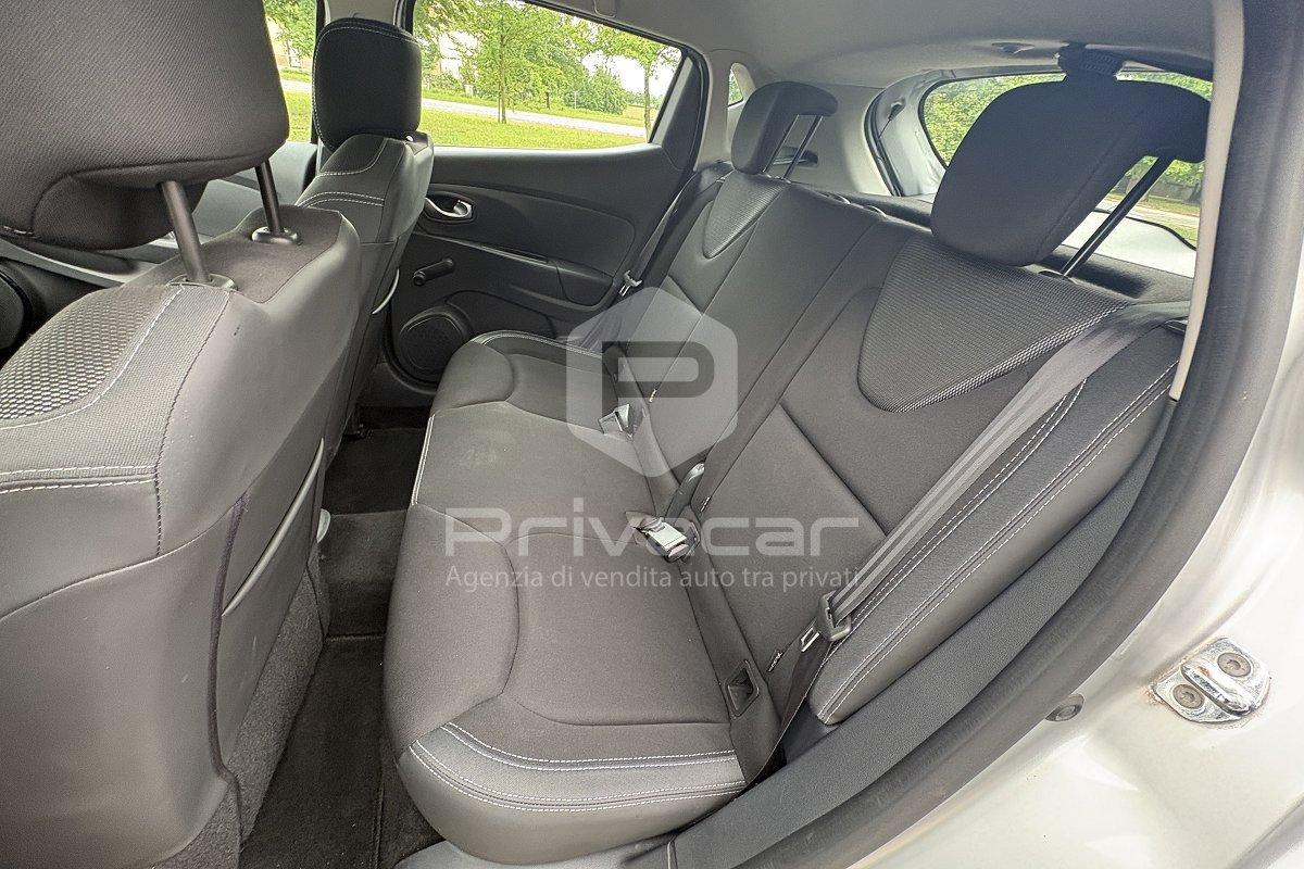 RENAULT Clio dCi 8V 90 CV EDC 5 porte Moschino Intens