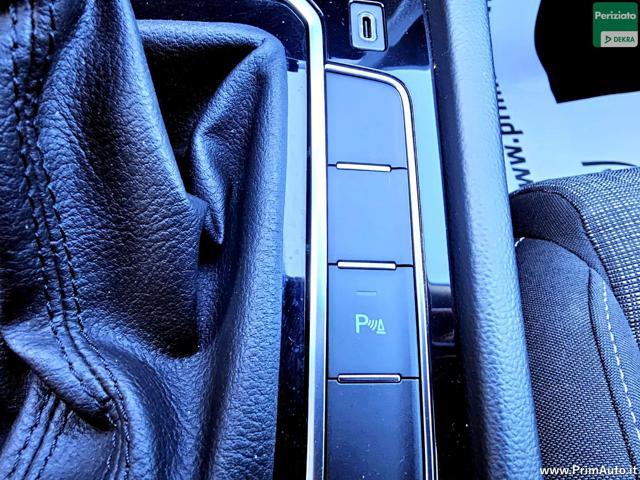 VOLKSWAGEN Passat Variant 2.0 TDI SCR EVO Business