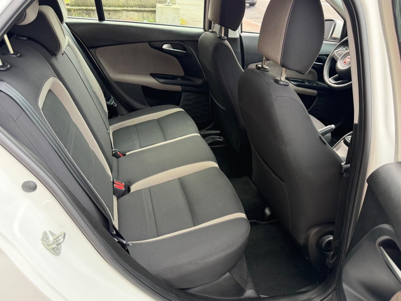 Fiat Tipo 1.6 Mjt S&S 5 porte Lounge
