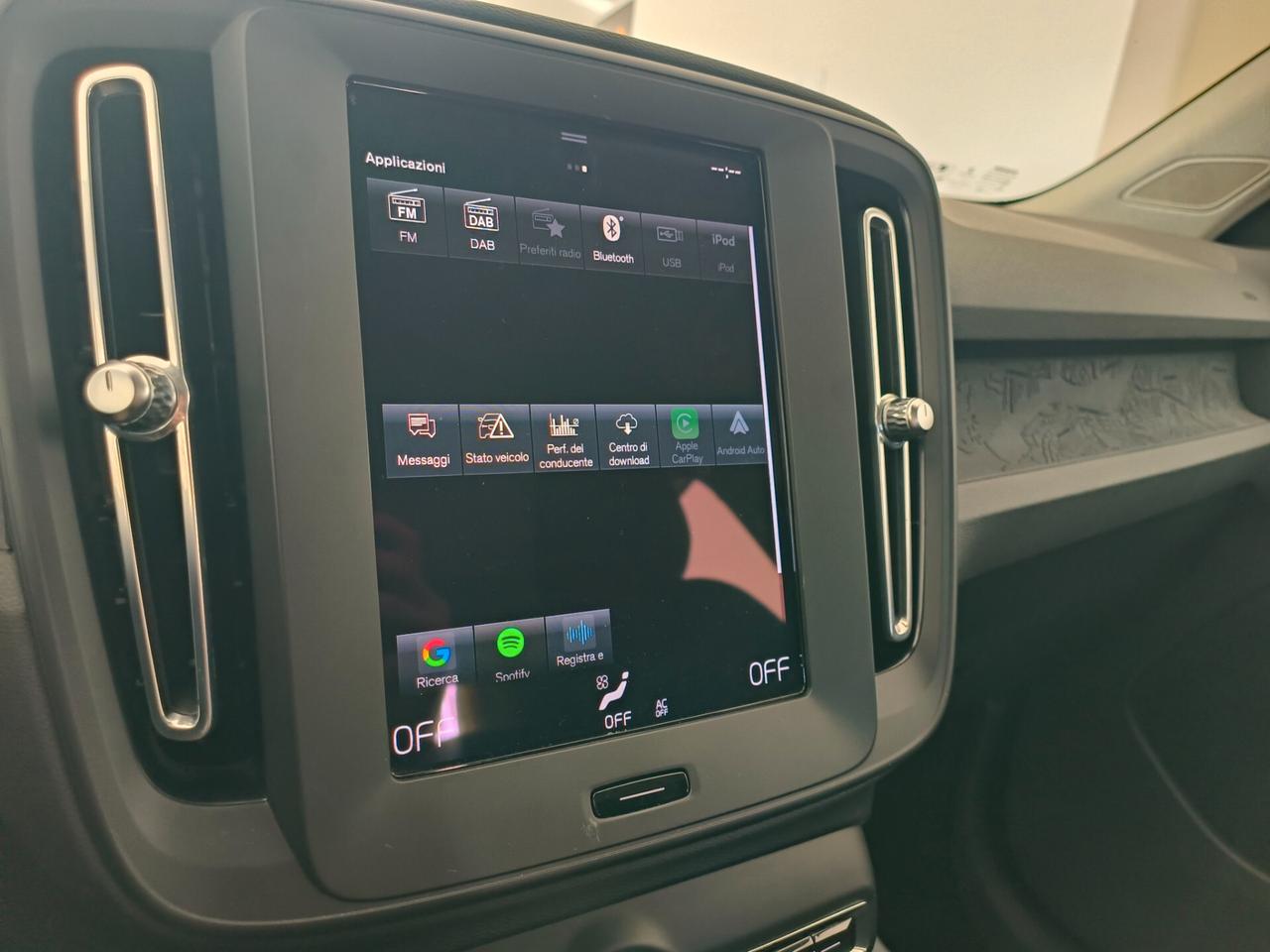 Volvo XC40 T3 Momentum Core