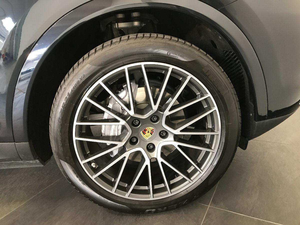 PORSCHE Cayenne 3.0 V6