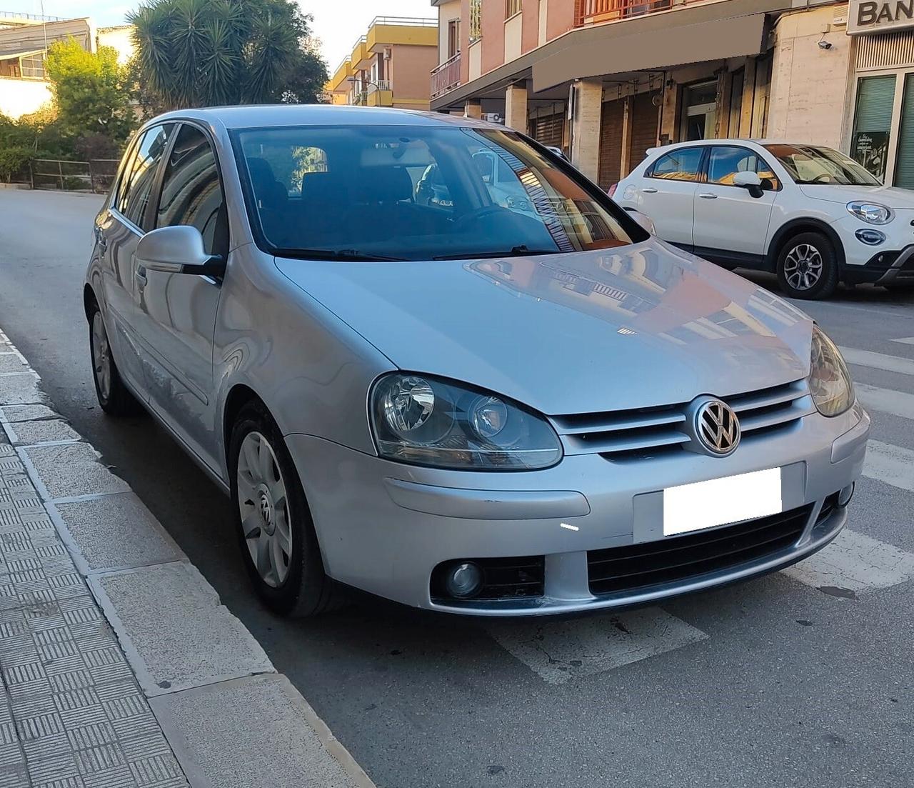 Volkswagen Golf 2.0 TDI 140 cv 5p. Comfortline