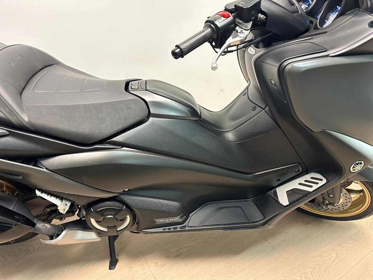YAMAHA T-MAX TMAX 560 TECH MAX 2021 13.000KM