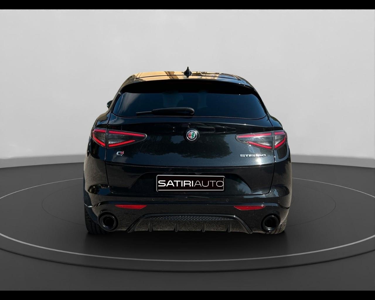 ALFA ROMEO Stelvio 2023 - Stelvio 2.2 t Veloce Q4 210cv auto