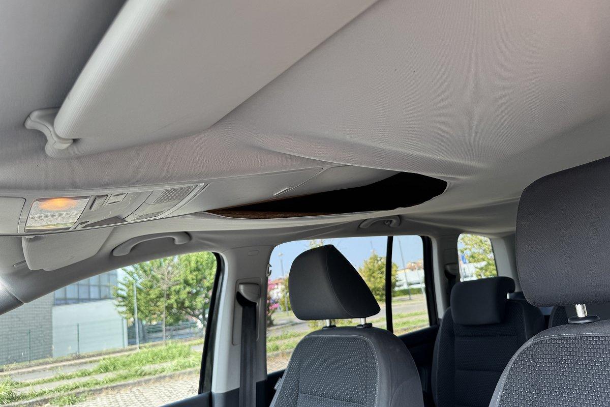 VOLKSWAGEN Touran Business 2.0 TDI 140 CV DSG Highline