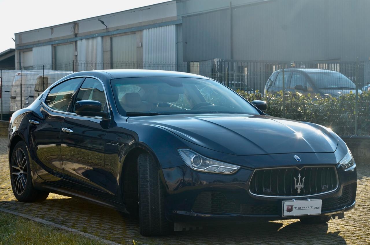 MASERATI GHIBLI 3.0 V6 DS 275cv AUTO, TUTTI SERVICE UFF MASERATI, UFF ITALIANA, 19", NAVI, RETROCAMERA, PERMUTE