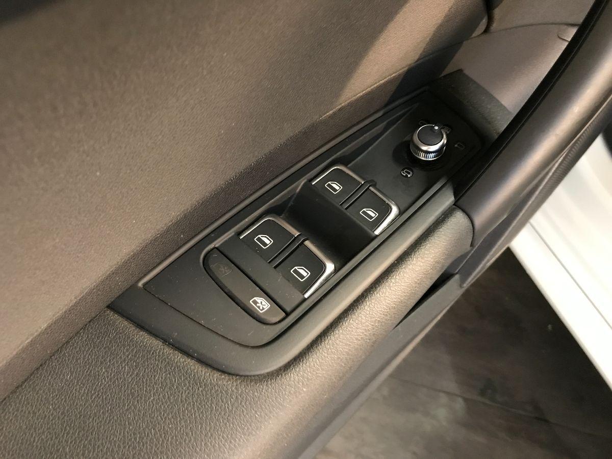 AUDI A1 SPB 1.4 TDI S tronic S LINE