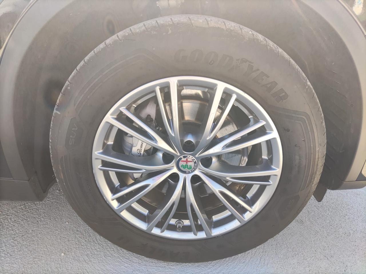 Alfa Romeo Stelvio 2.2 Turbodiesel 190 CV AT8 RWD Business