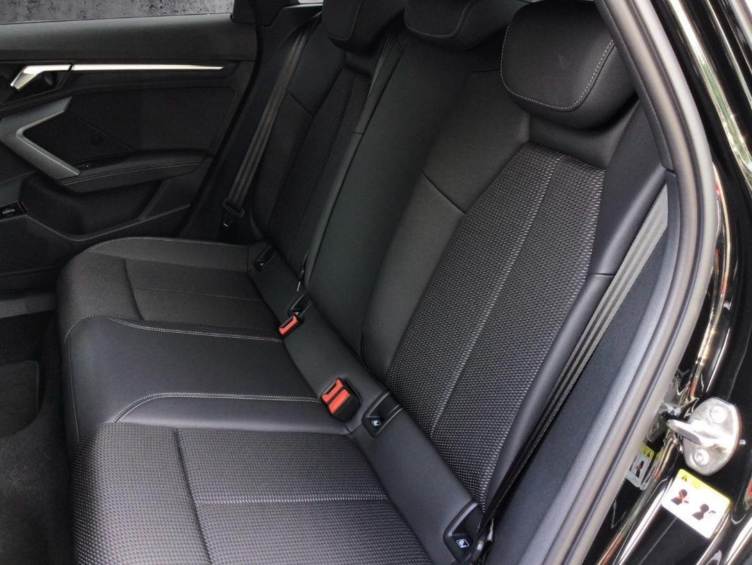 Audi A3 45 S tronic S line-Rata da 333€ al mese