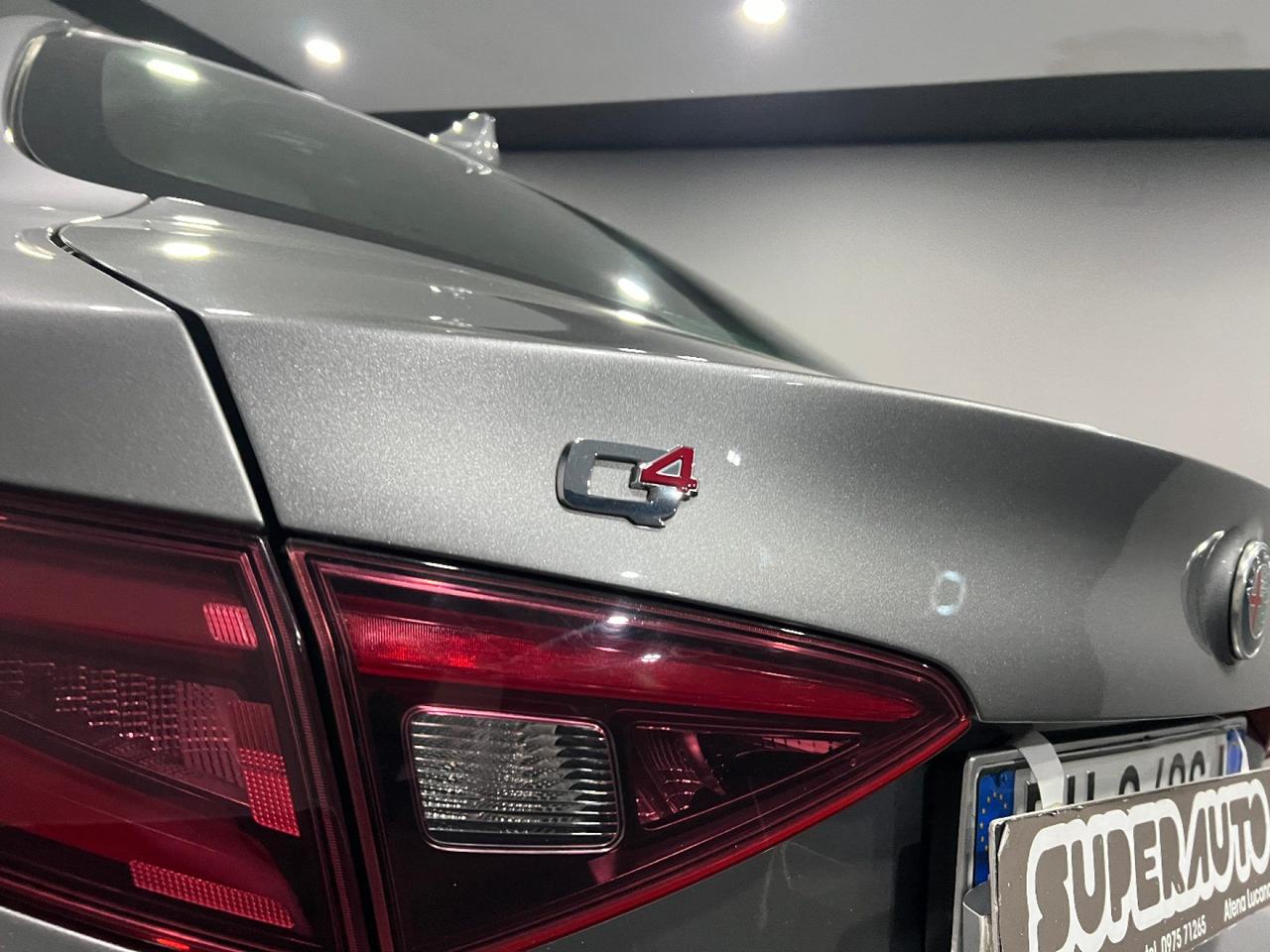 Alfa Romeo Giulia 2.2 Turbodiesel 210 CV AT8 AWD Q4 Veloce