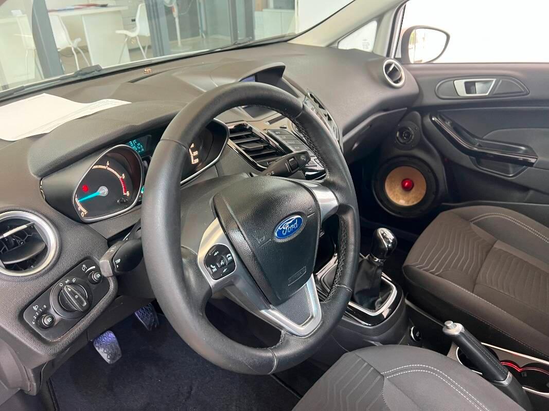 Ford Fiesta 1.5 tdci Titanium 75cv 5p
