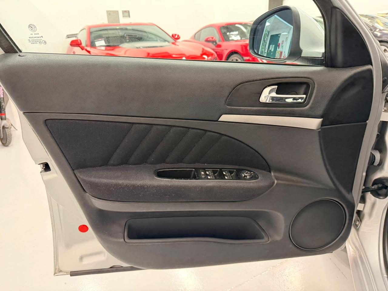 Alfa Romeo 159 1.9 JTDm 16V TI