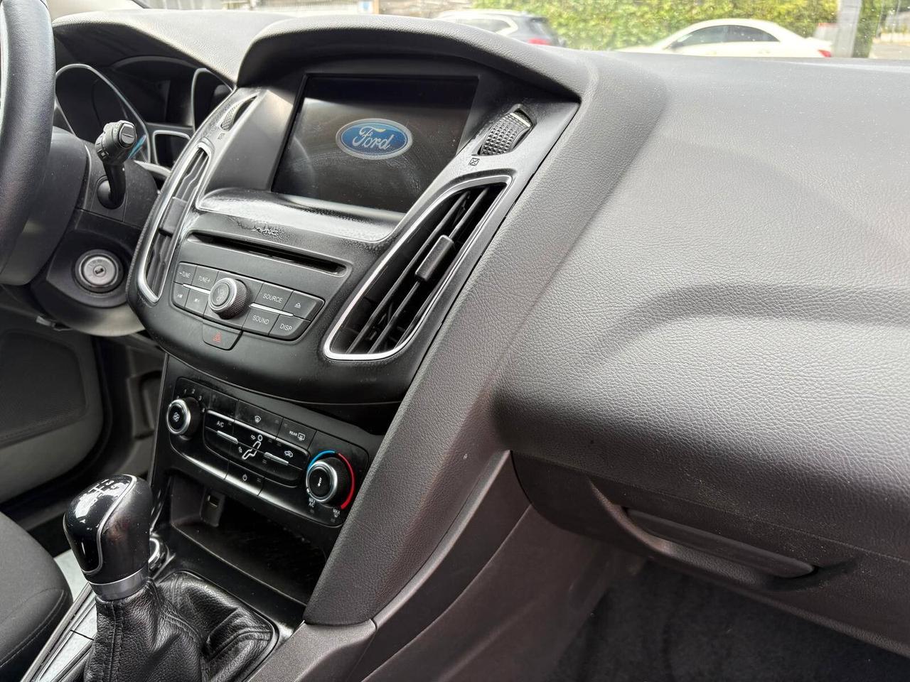 Ford Focus 1.0 EcoBoost 100 CV Start&Stop Business